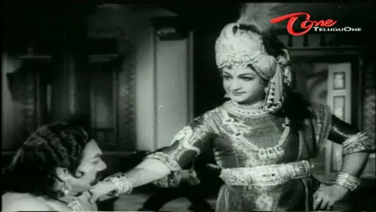 Narthanasala Songs - Yevvani Vakita - NTR - Savithri