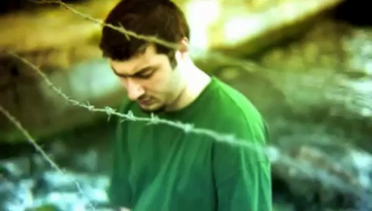 Pisi Pisine (Sansar Salvo)