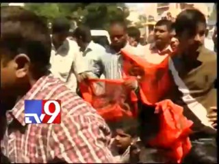 ABVP protests against JL recruitment