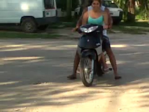 VID 00006-20121230-1756