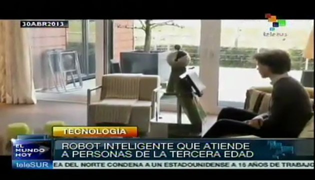 Robot inteligente atiende a personas de la tercera edad