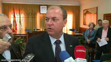 Monago lamenta que se quiera "dar más a Mas"