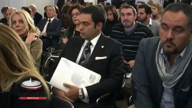 Guida, pagliaccio , parte campagna Ania su sicurezza stradale