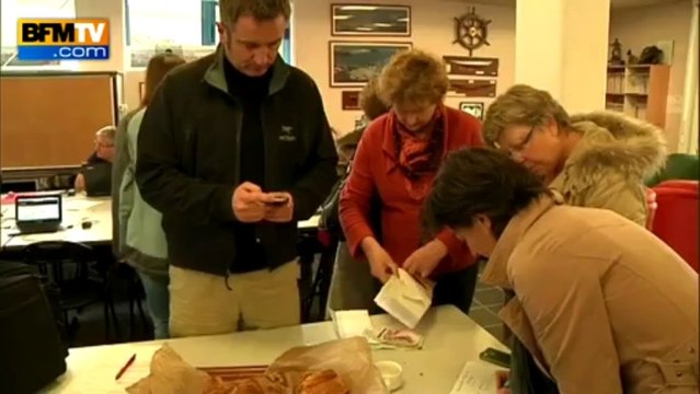 Marins disparus aux Açores: leurs proches continuent les recherches - 02/05