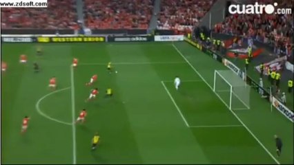 Posible penalti a Sow y fallo clarisimo de Kuyt