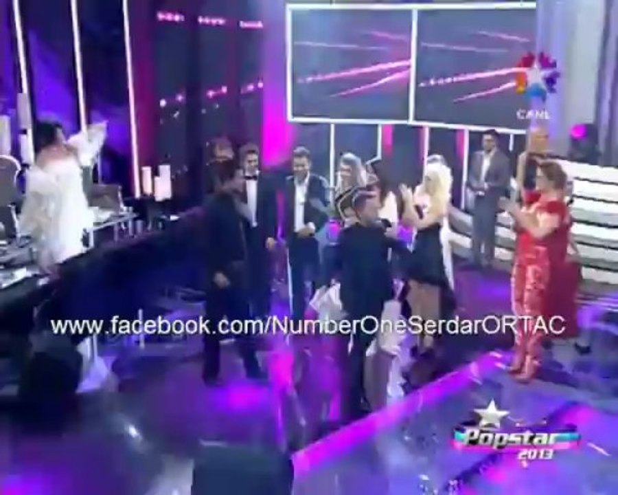 Serdar Ortaç & Karabiberim & Gamzelim (Star Tv 02.05.2013)