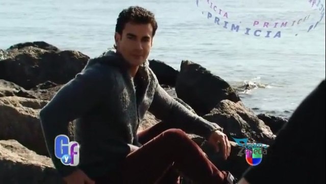 Armando Correa presenta la portada de 50 Más Bellos - David Zepeda @davidzepeda1 || EGYF