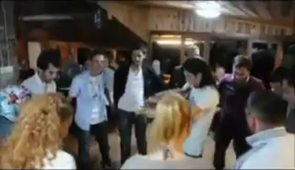 FORASI VAR DEDİLER BAŞLADIK ÇALIP OYNAMAYA ))