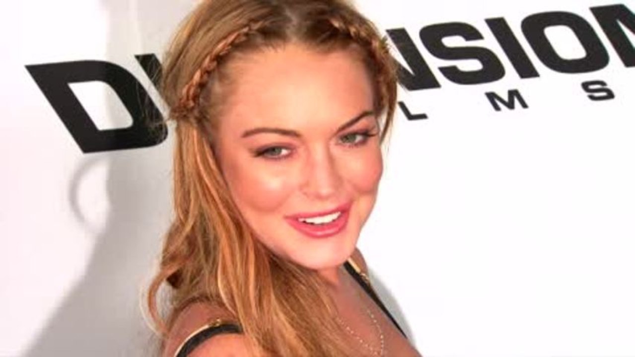 Lindsay Lohan Pulls Off Rehab Switch, For Now