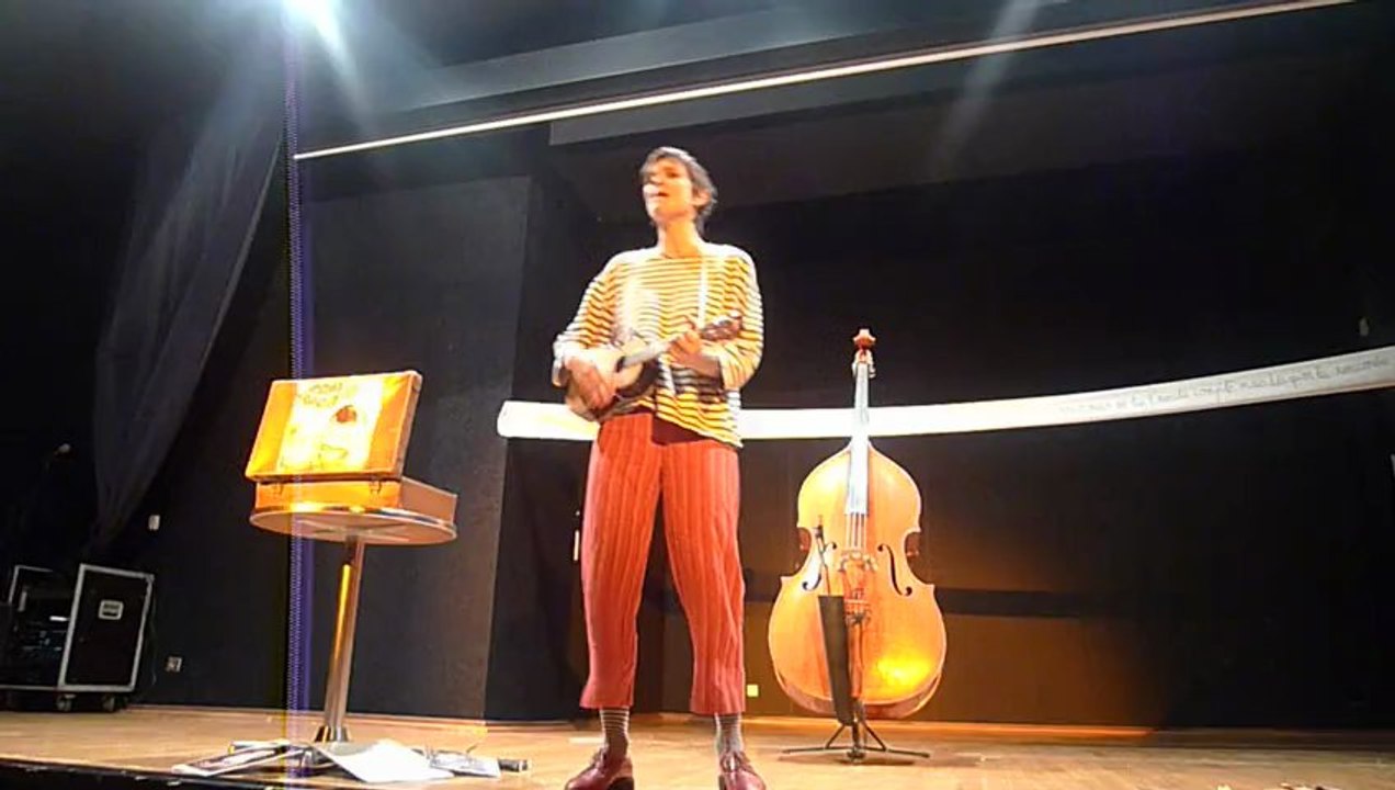 T'as pas tout dit (Boby Lapointe) par Agnès Doherty