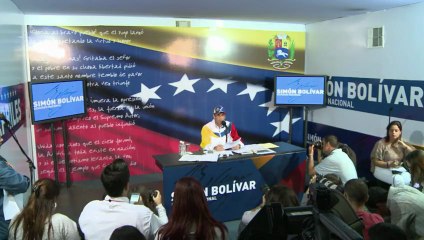 Capriles desafia Maduro a novas eleições