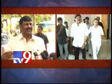 Dadi criticises Y.S.R while in TDP, now wants to join YSRCP - TDP's Mandava