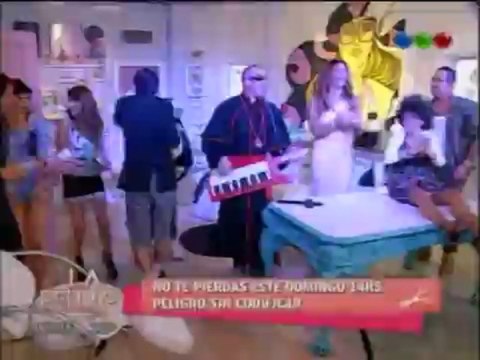 Pronto.com.ar Los puntos Cardenales pasaron por 'la Pelu'