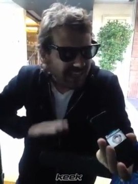 Pedro cantando Juan Luis Guerra keek de Lourdes - 03 de Mayo