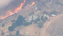 U.S. fires threaten 4, 000 homes