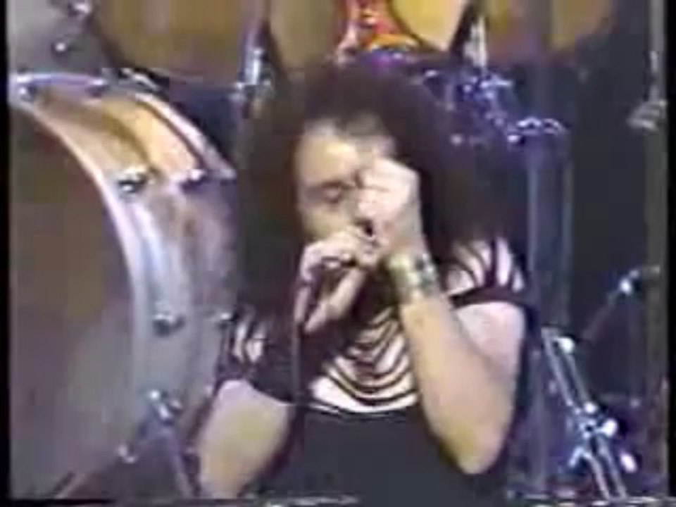 Muere el rockero de heavy metal Ronnie James Dio