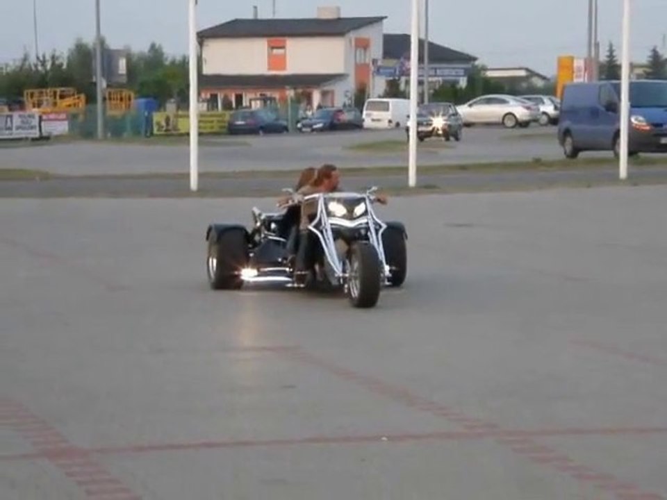 Trike Custom Audi V8