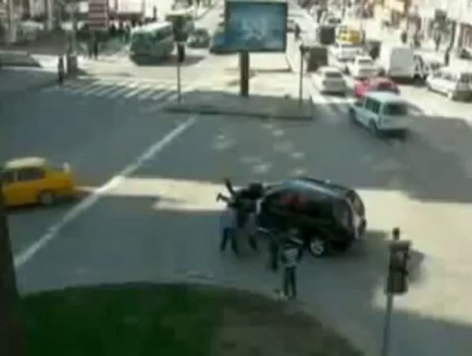 Mobese ANKARA Başkent'te inanılmaz kazalar zinciri!