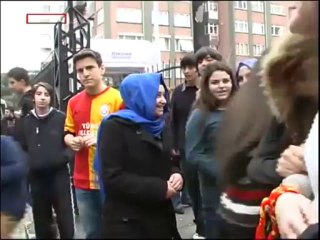 İntaş Lisesi'nde dondurucu soğukta ders