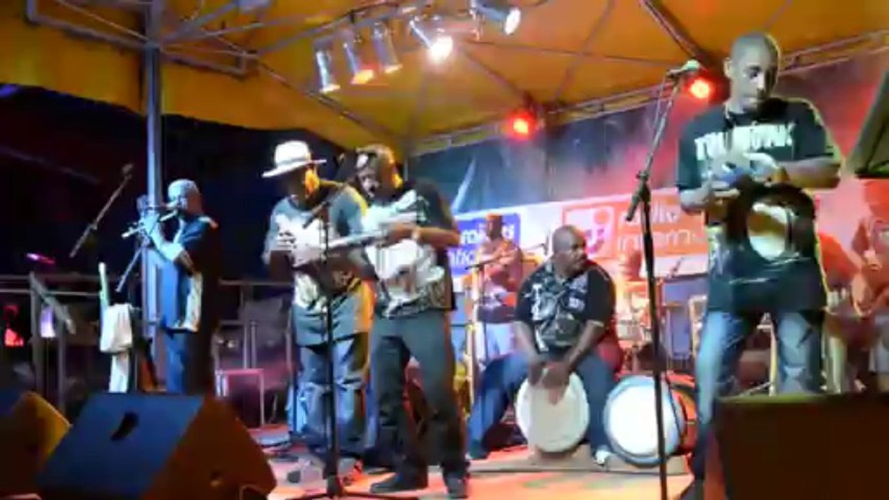 Fête patronale du Robert "Marcé et Toumpak" - dimanche 25 août 2013 place du 22 Mai au Robert