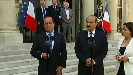 Hollande veut une solution politique en Syrie, mais la force est nécessaire