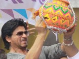 Shahrukh Khan BREAKS Dahi Handi
