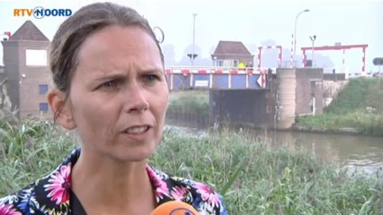Schip ramt Dorkwerder Brug - RTV Noord