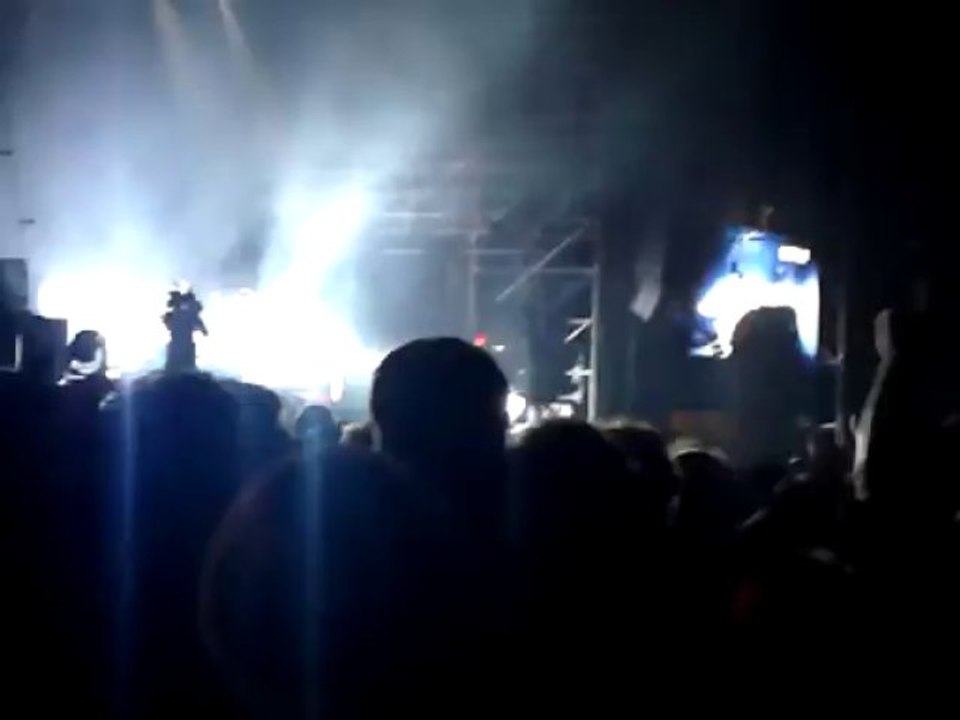 Phoenix-Long Distance Call (Musilac 2013)