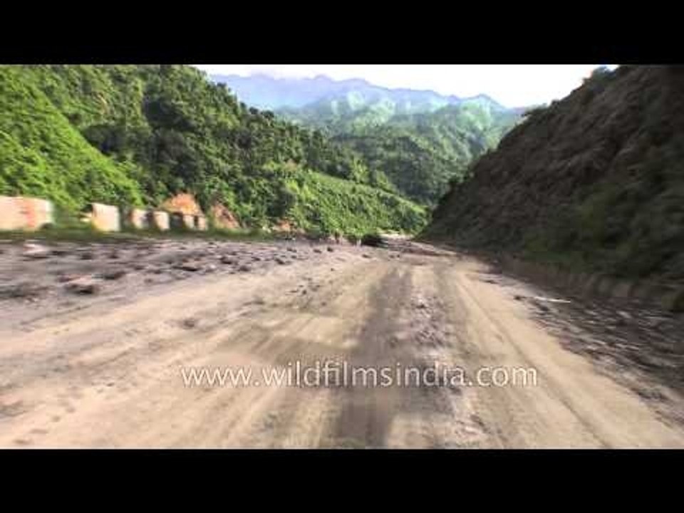 Rough road on the way to Silli after Uttarakhand flood