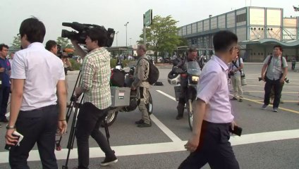 Motociclistas unen las Coreas