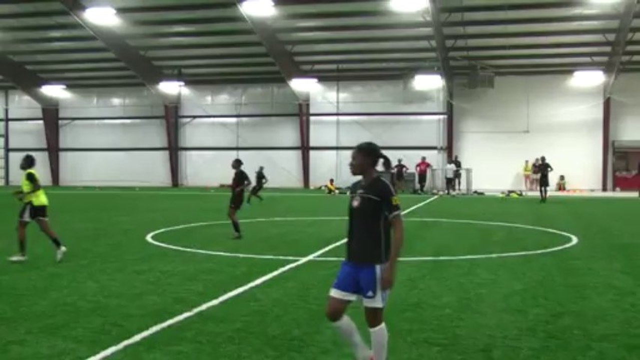 00012 haitian women practicing