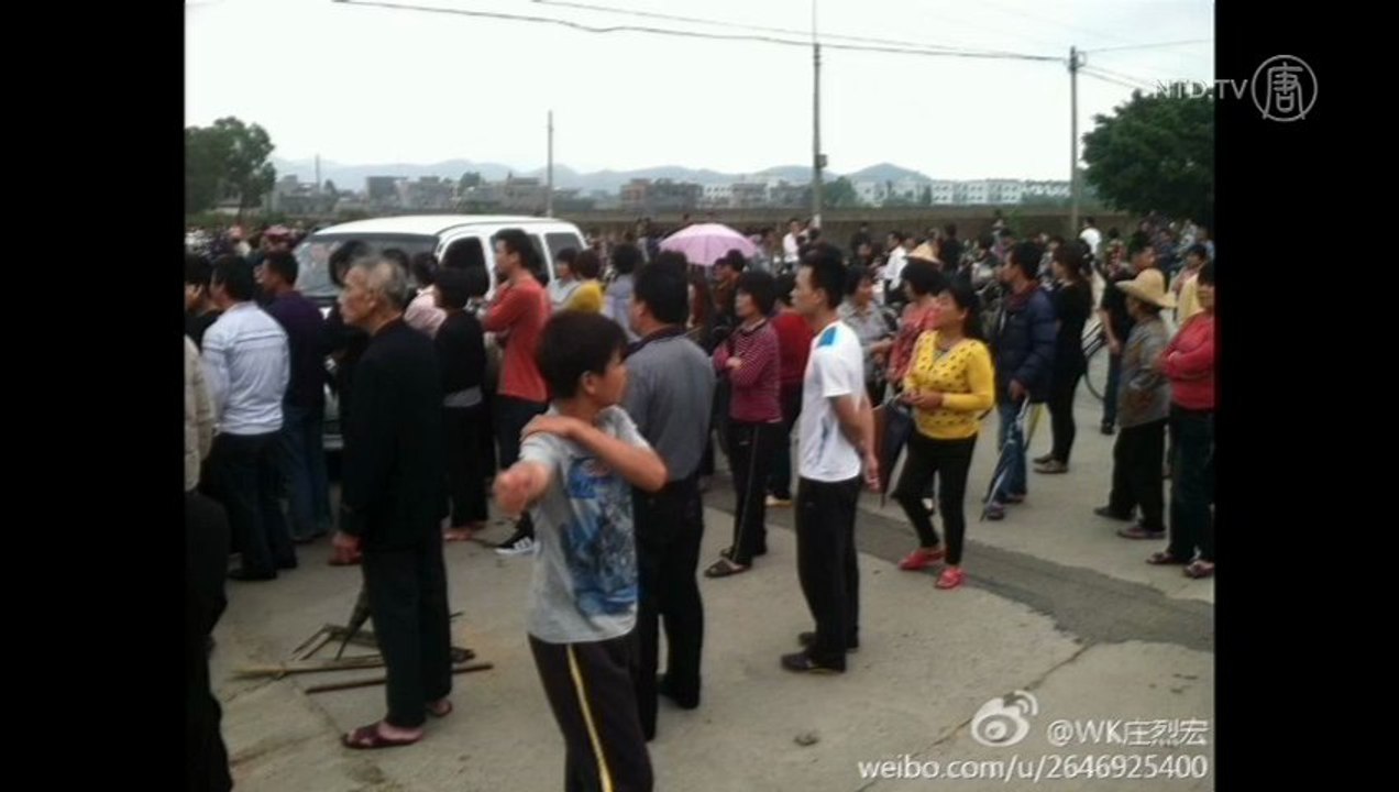Hundreds Protest in China's Wukan Village Once Again