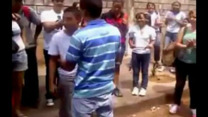 TATU - All The Things She Said (CLIPE e TEMA GAY)