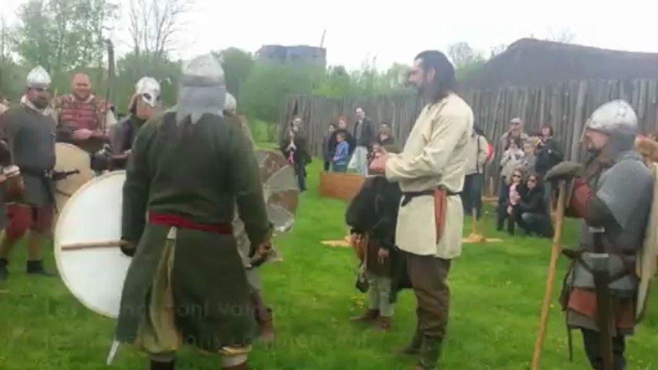 Les vikings attaquent le fort franc de Marle