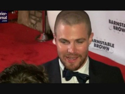 2013.05.03 Stephen Amell @ 139th Kentucky Derby Louisville