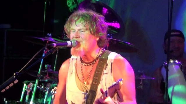 PENDRAGON - Fallen dreams & angels