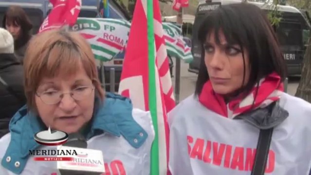 Idi-San Carlo, non si fermano le proteste dei lavoratori senza stipendio
