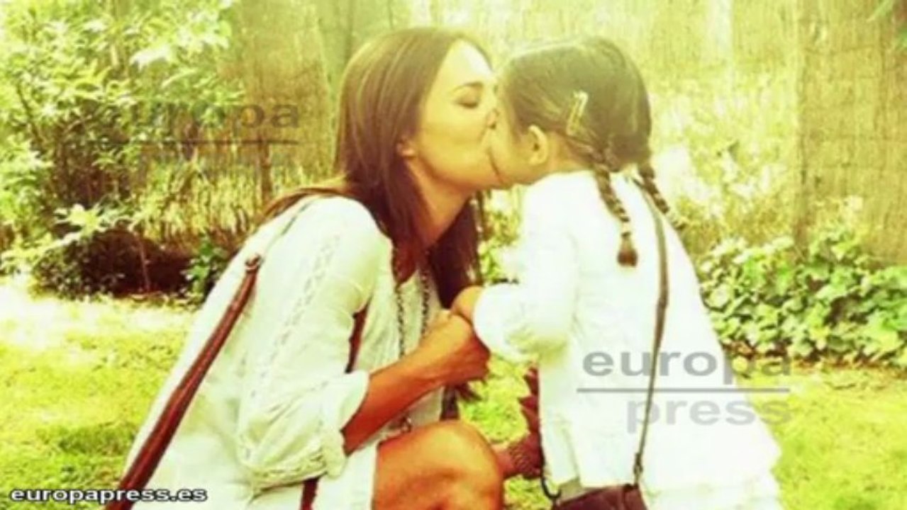 Madres famosas celebran su día con sus pequeños