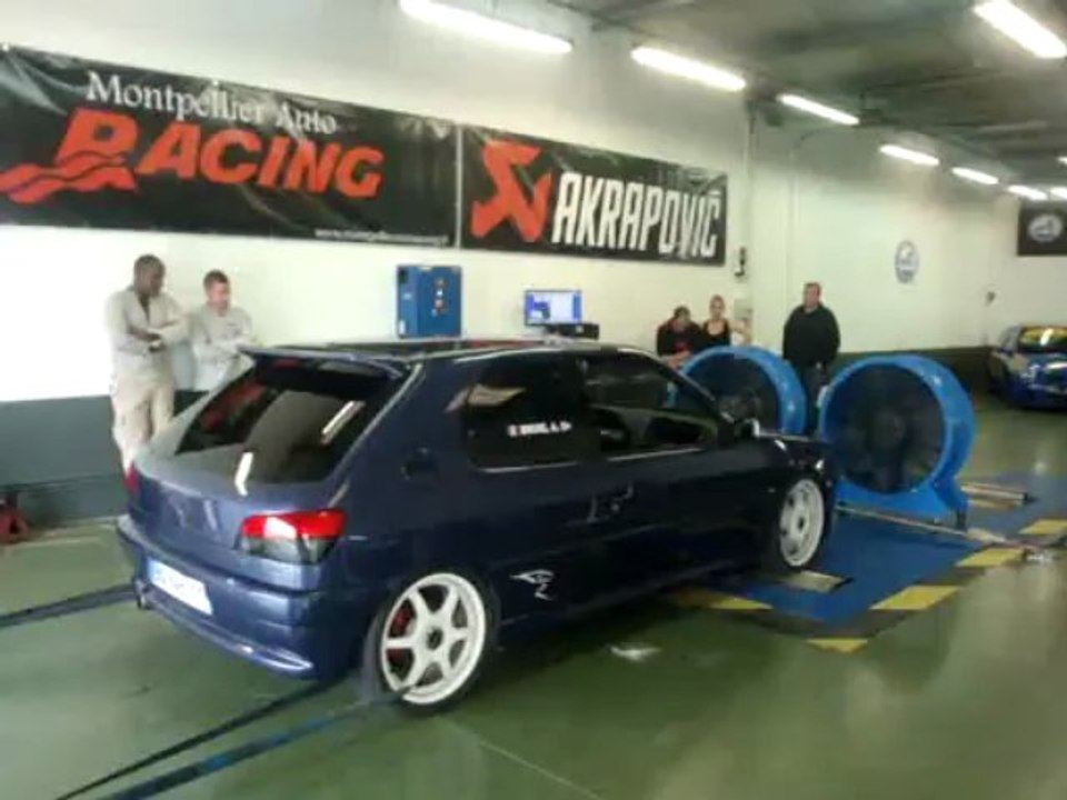 306 XSi préparée passage au banc Montpellier Auto Racing chauffe 2