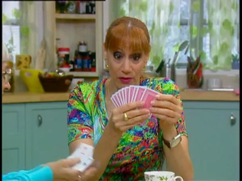 בנות הזהב עונה 3 פרק 14 - טרכטנברג