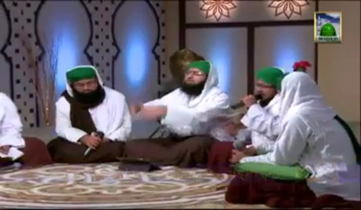 wasfe rukh un ka kiya kartay hai