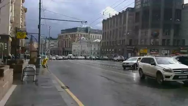 Huawei Ascend D1 Quad XL, тест камеры - Машинки