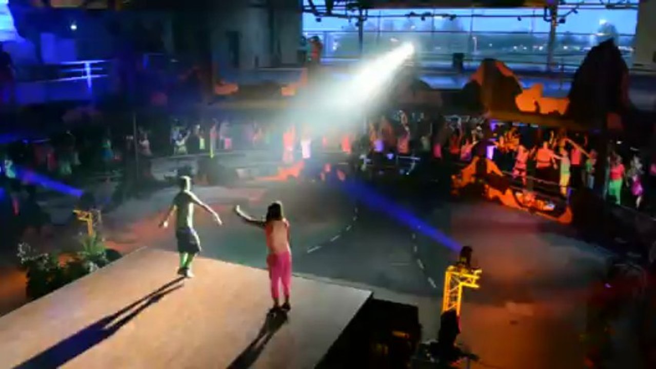 Zumba party fluo, Chasseneuil du Poitou 4/05/2013