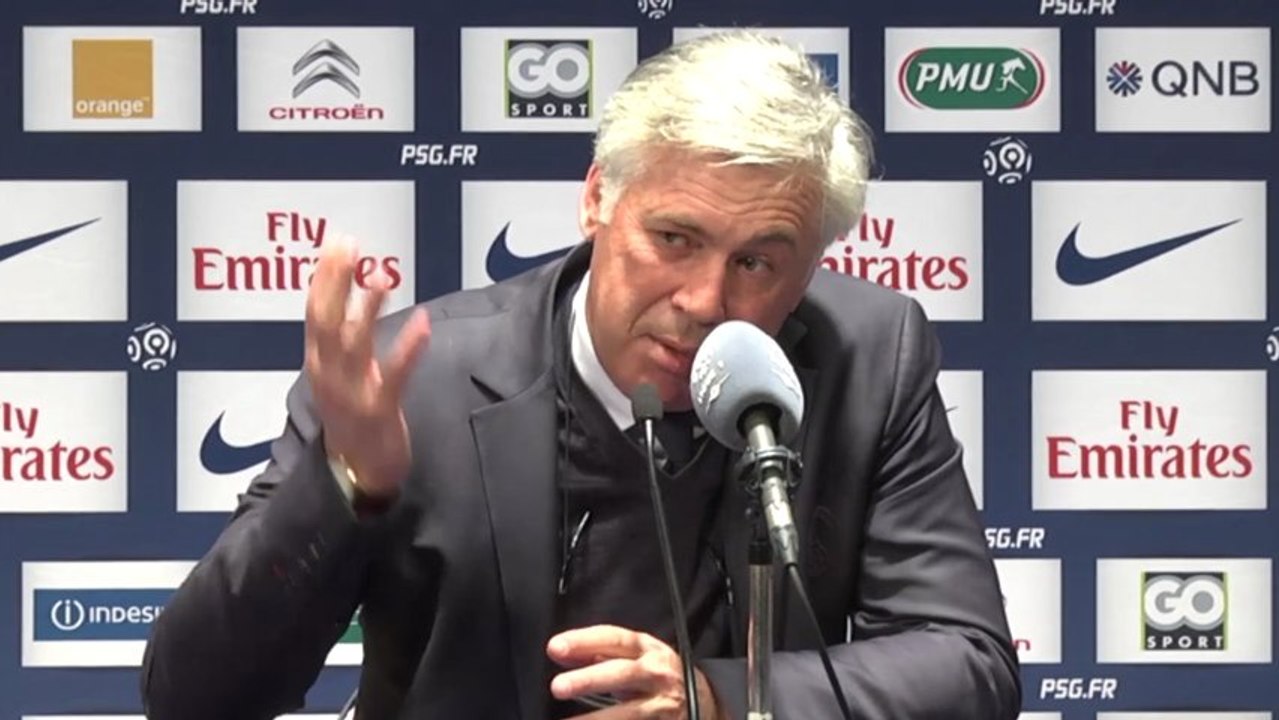 Carlo Ancelotti nie avoir dit à ses joueurs qu'il restait au PSG