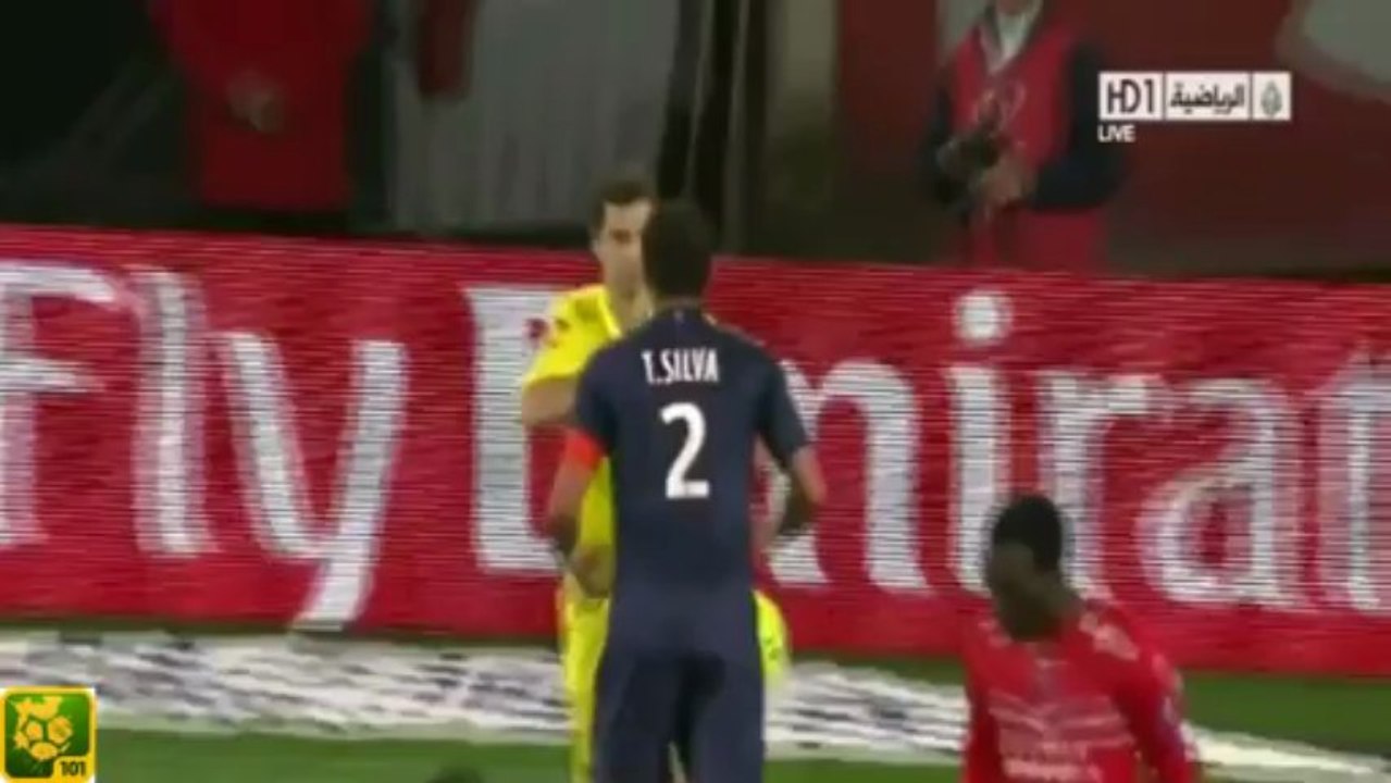 Carton Rouge de Thiago Silva  (PSG v Valenciennes ) 05/05/2013