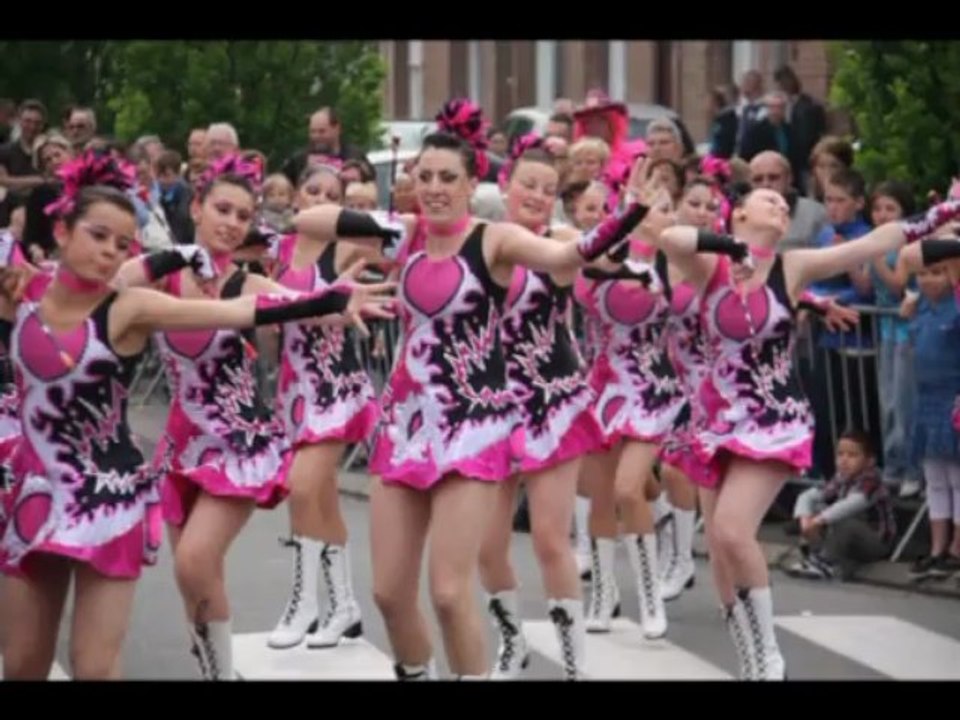 Lambres lez Douai - Cortège des fêtes de sigebert 2012