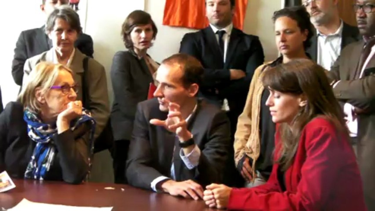 Marylise Lebranchu à la rencontre des volontaires d'Unis CIté