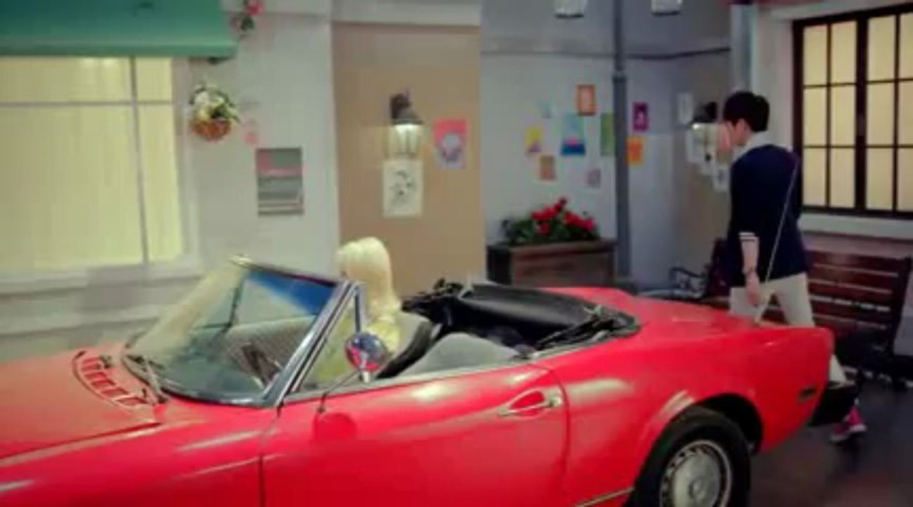 Hello Venus - Do you want some tea