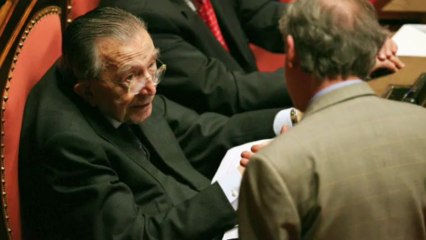 Morre Giulio Andreotti, sete vezes premier da Itália