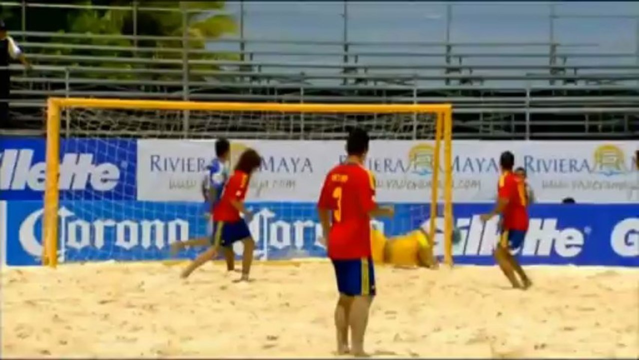Selbst ist der Mann: Sonne, Strand und Torwart-Traumvolley